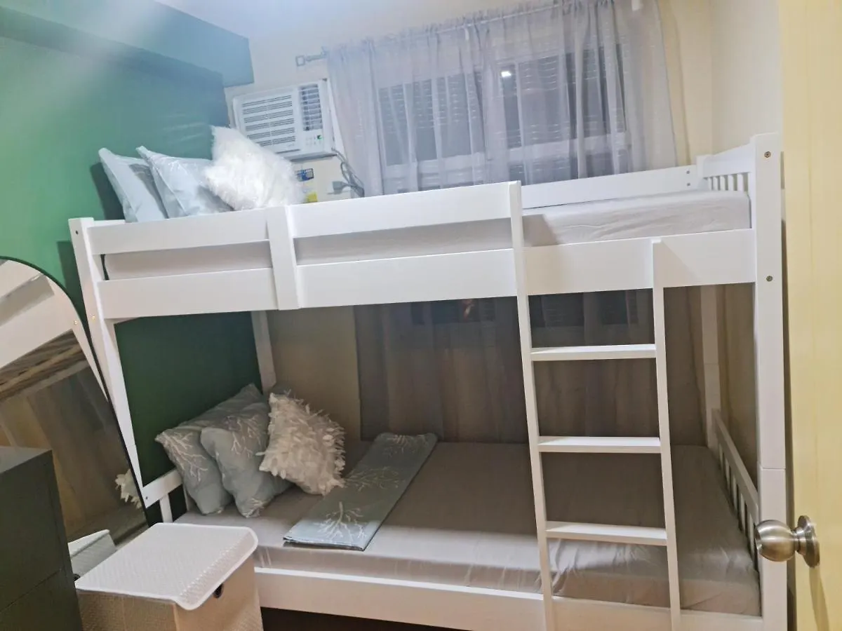 Cozy 2 Bedroom Condo In Davao Near Airport With Balcony 0*,  フィリピン